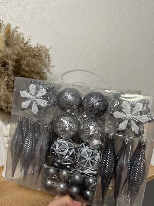 Продам игрушки на елку