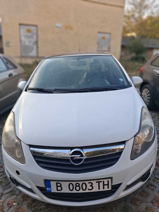 Продавам Opel Corsa 2010, бензин