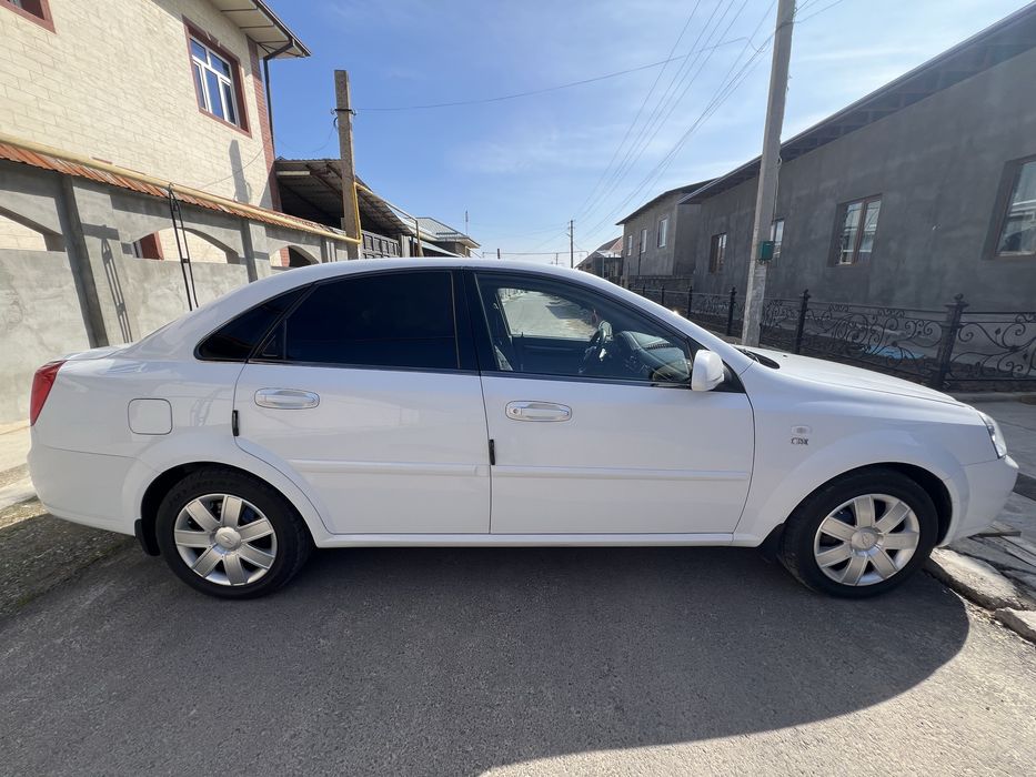 Chevrolet Lacetti 1.8 L