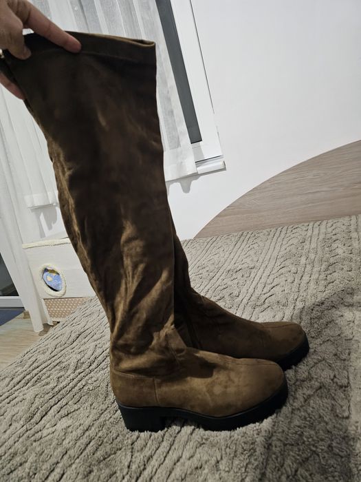 Дамски велурени боти тип чарап