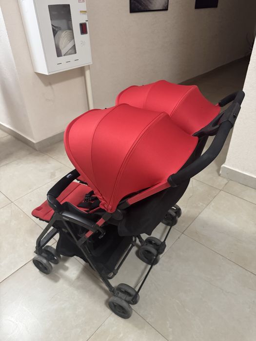 Двойная коляска от chicco