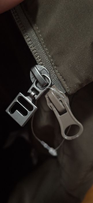 Пуховик FILA 48р