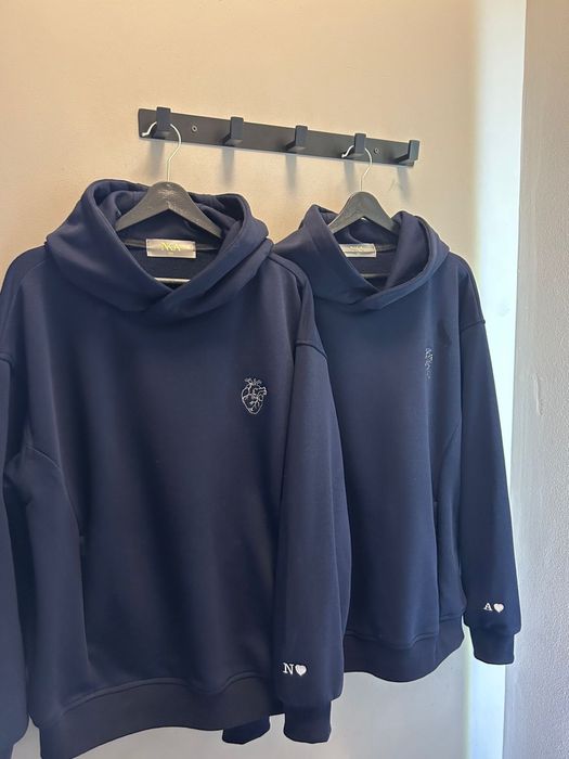 Худи темно синий с буквой