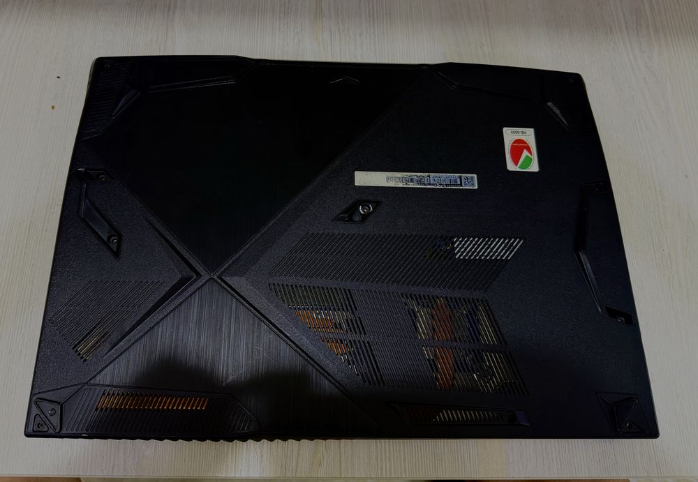 Noutbook MSI THIN 15 B13UCX-3251XUZ