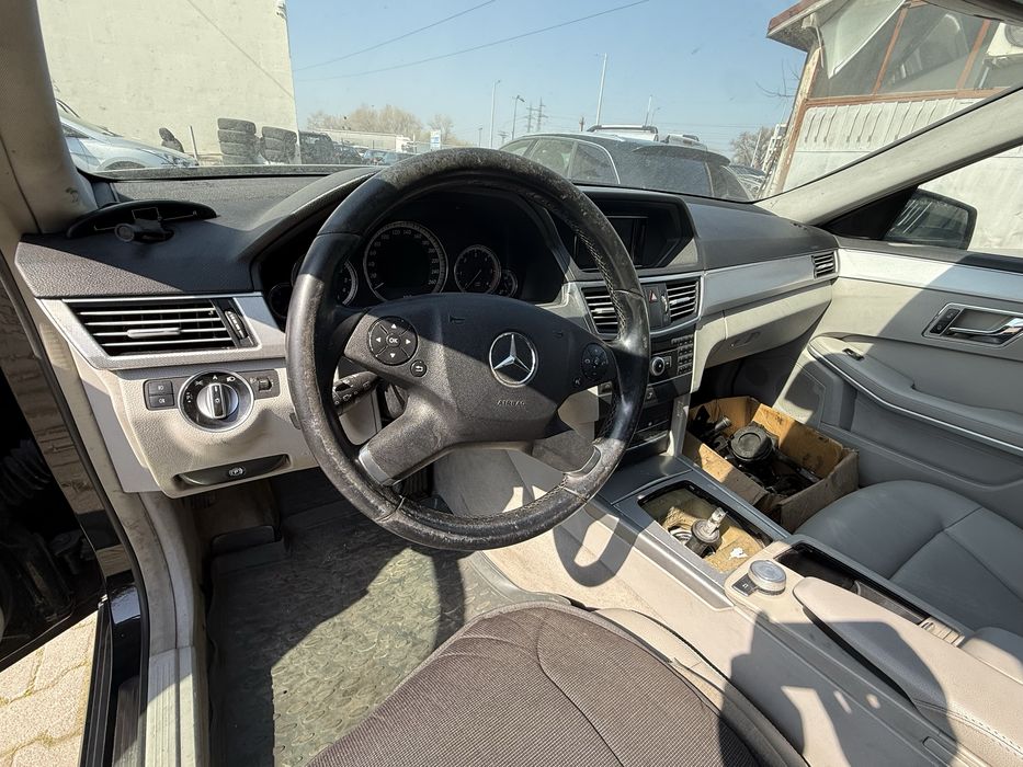 Мерцедес Е200-2.2CDI-OM651-двигател разглобен за части