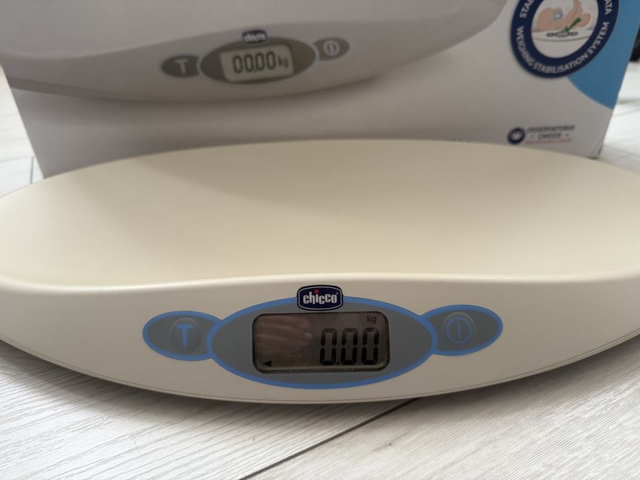 Cantar electronic digital bebelusi marca Chicco