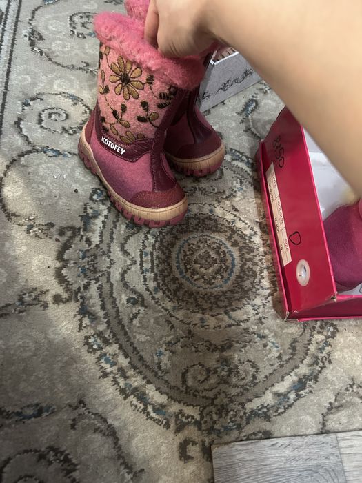 Обувь на малышку по 1000