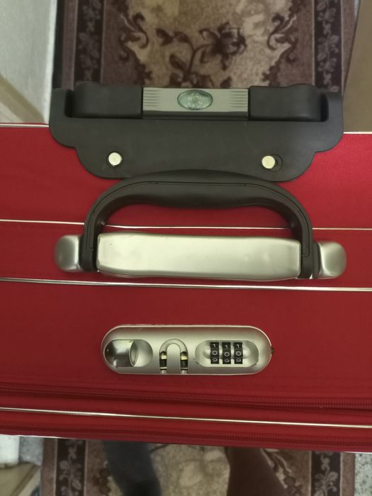 Голям Пътен Куфар Ormi Като Нов