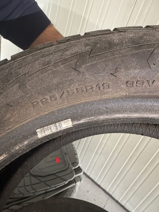 225/55/19 Good year