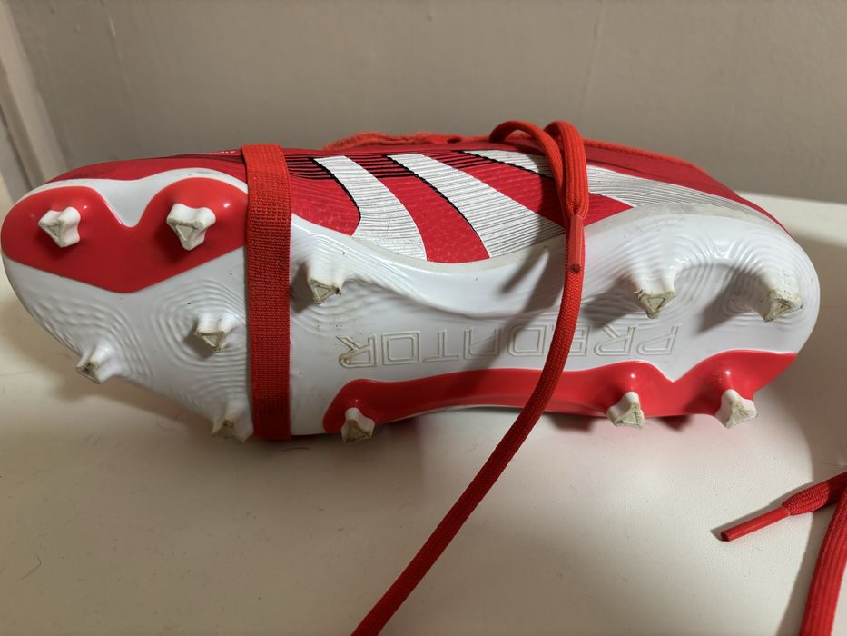 Детски бутонки adidas predator