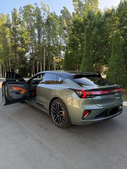 Zeekr 001 z sport full