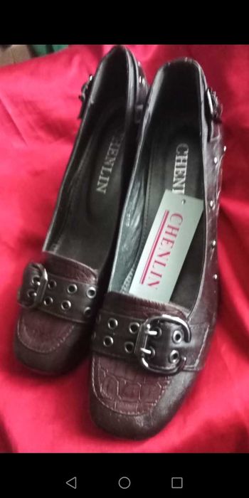 Официални обувки