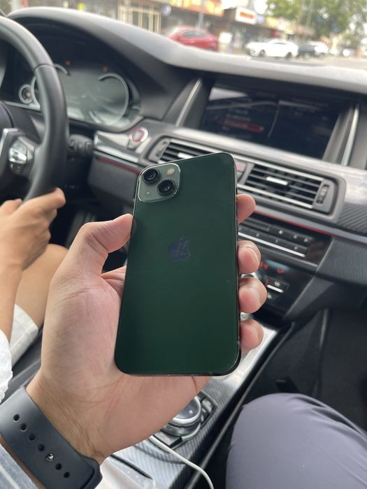 IPhone 13 128Gb зеленый