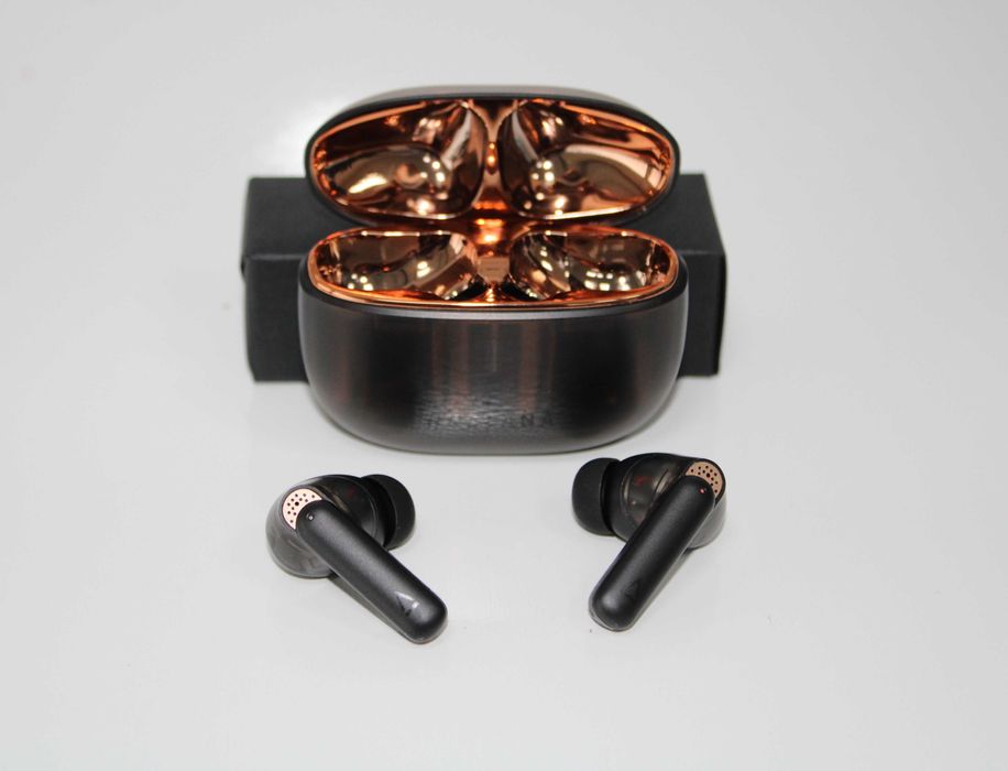 Creative Aurvana Ace 2