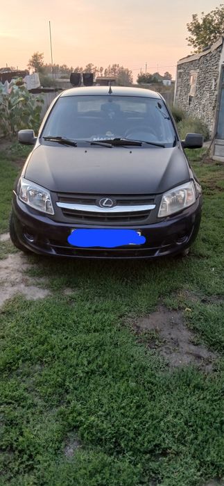 Продам машину 2012 года