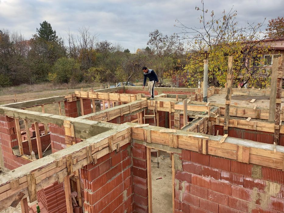 Стойтелни услуги