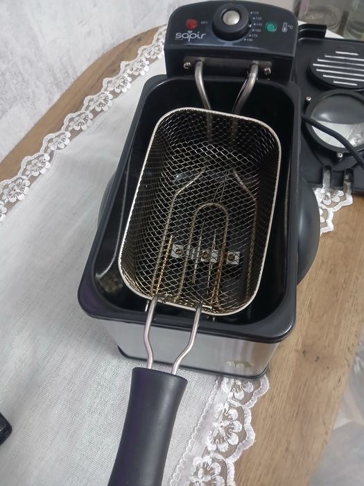 Чисто нов фритюрник