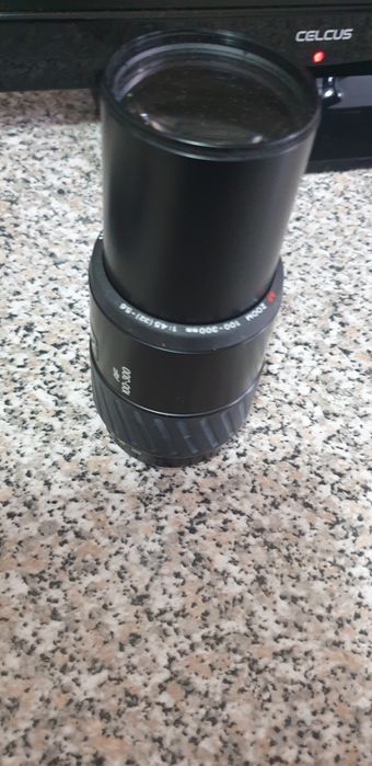 Obiectiv minoltaAF100