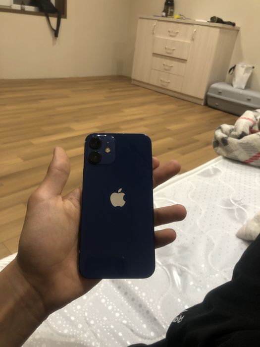 Продам 12 мини идеальное состояние