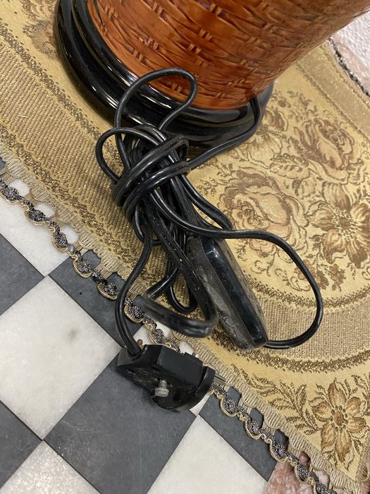 Стара италианска лампа от порцелан