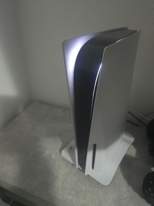 VAND/SCHIMB PS5 2tb ssd baracuda volan g29 peste  20 de jocuri noi