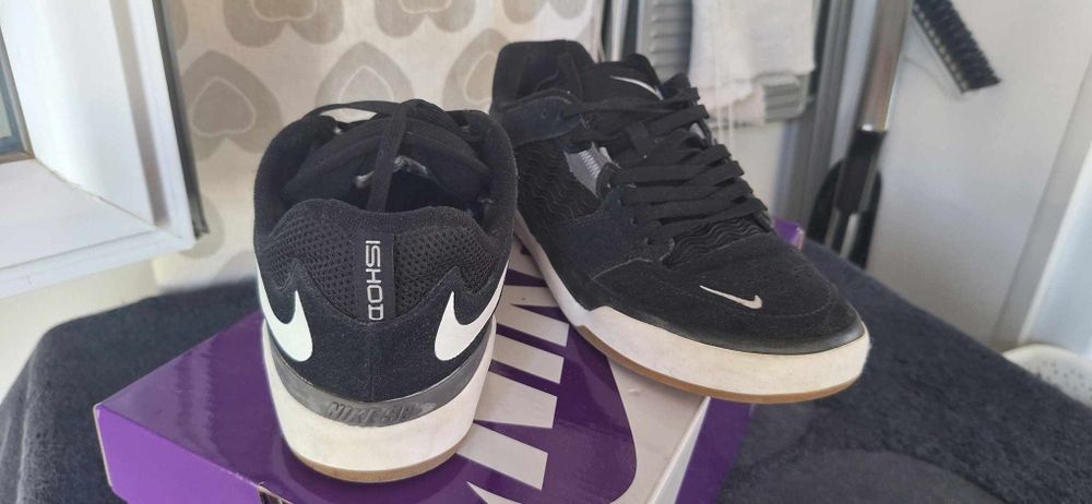 Маратонки Nike SB Ishod