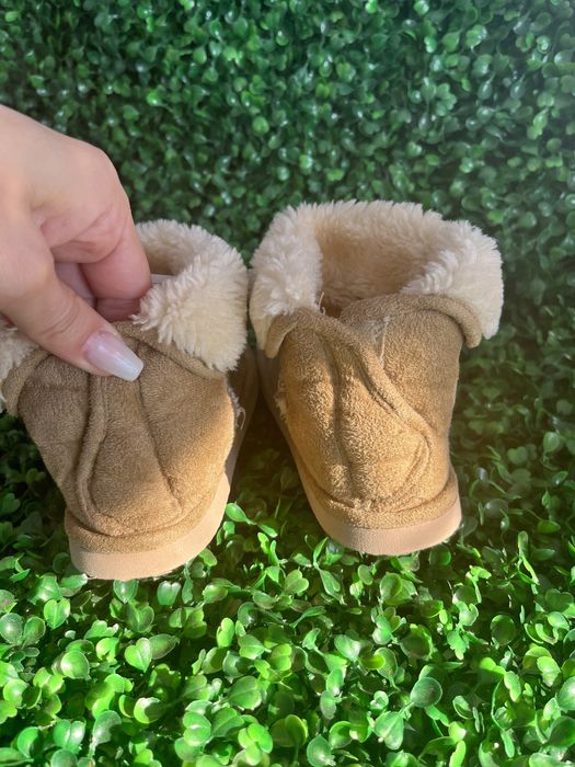 Ghete , cizme copii  H&M , marime 24