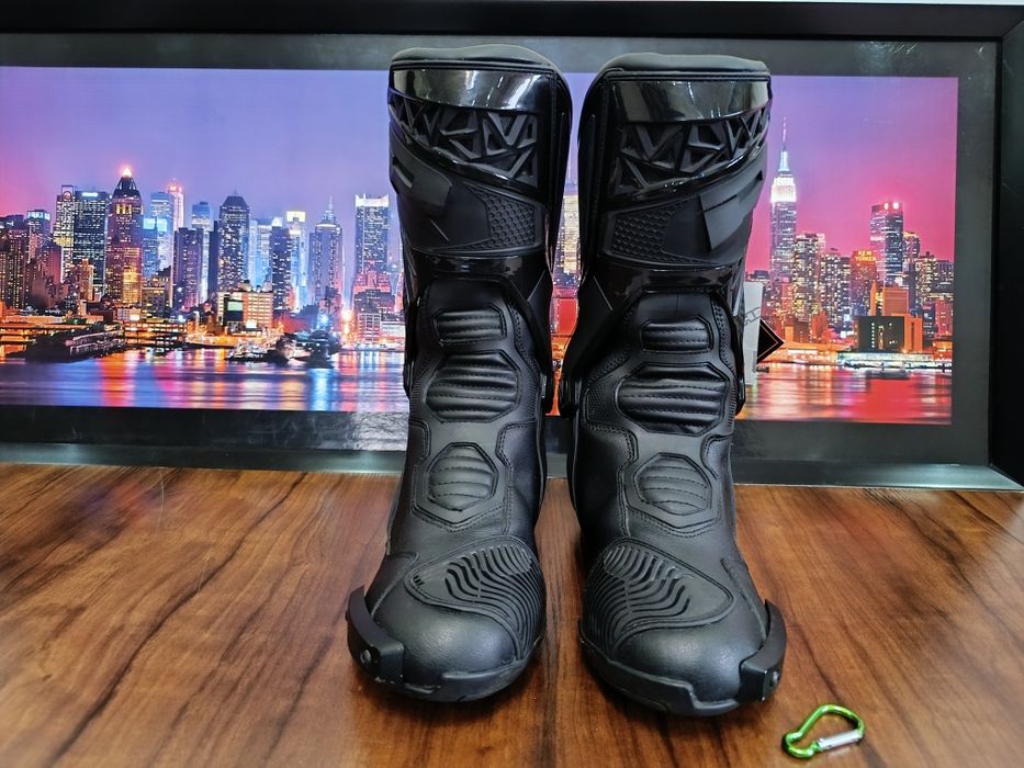 Мото боты от бельгийского бренда RICHA