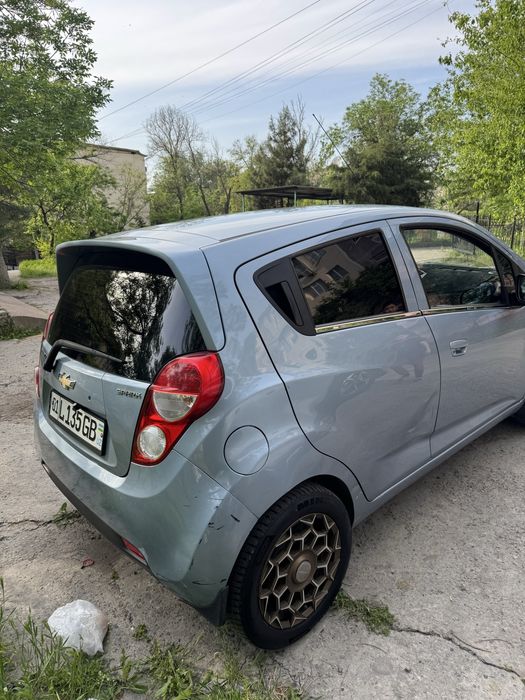 Срочно Spark sotiladi 2017 Delfin