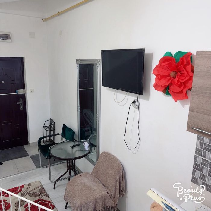 inchiriez garsoniera cu 1000 ron in tg jiu