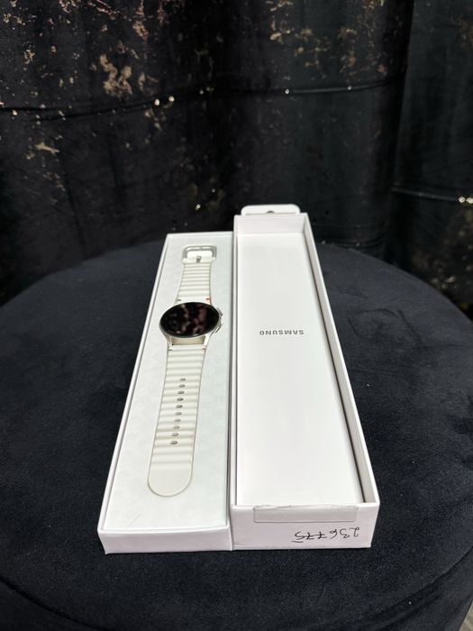 Galaxy Watch 7 40mm + Factura Flanco