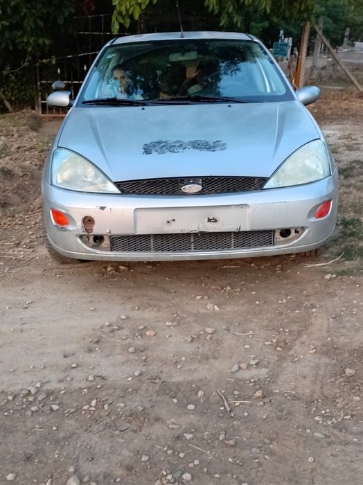 Vând Ford focus mk1