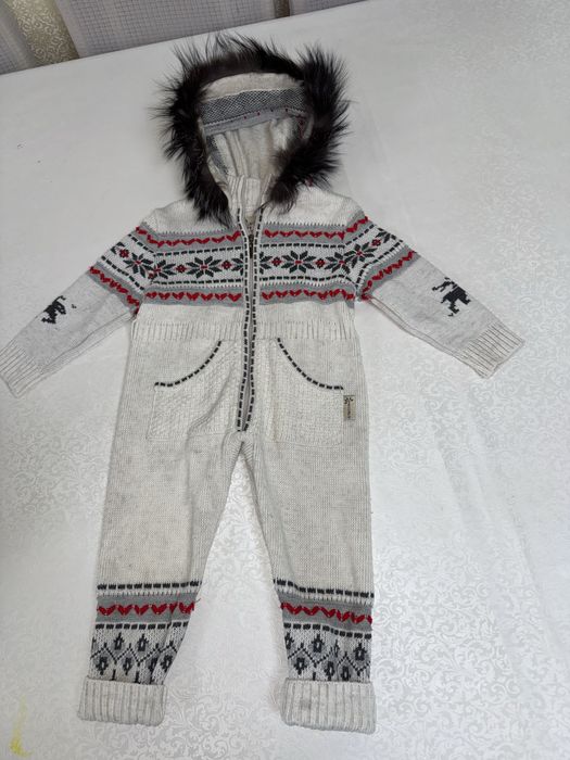 Продам комбинизон для девочек