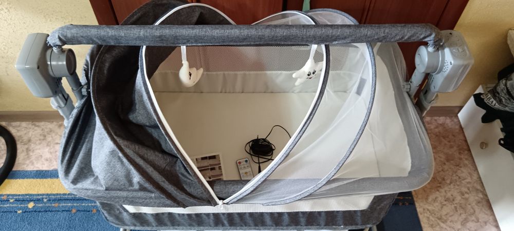 Продам электрическую кроватку