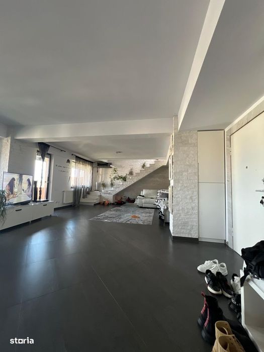 PROPRIETAR: Apartament exclusivist tip duplex, 156 mp, gata de mutare!