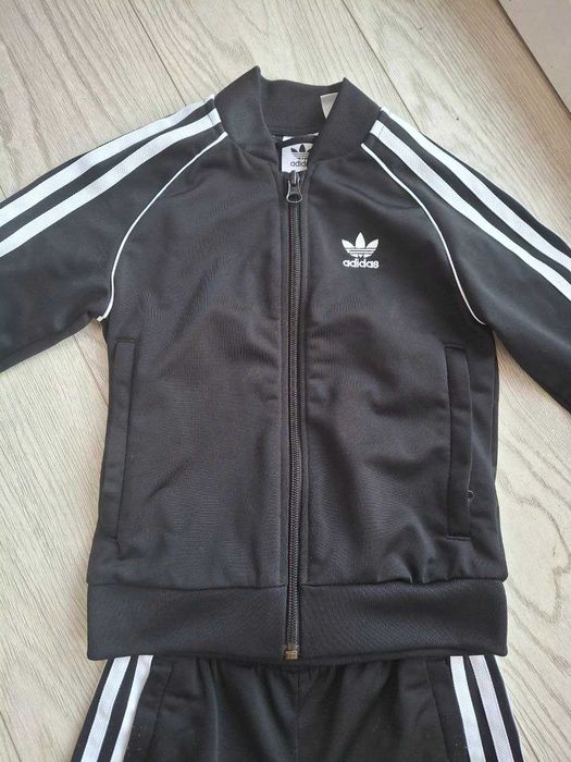 Costum Adidas pentru copii, 4-5 ani, 110 cm