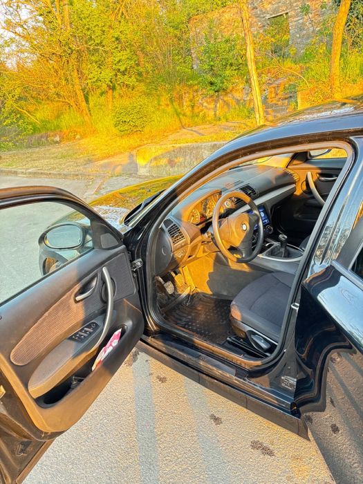 BMW 1 Series 2009 — imagine 5