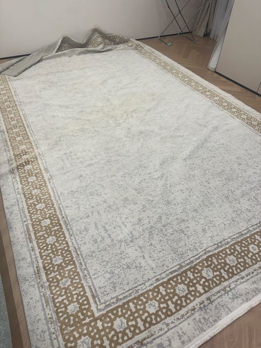 срочно килем сатылады 3*5