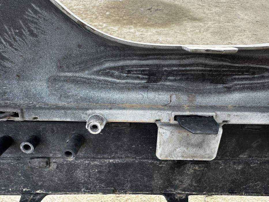 Бампер камри 70 оригинал белый