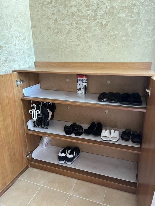 Продам обувной шкаф