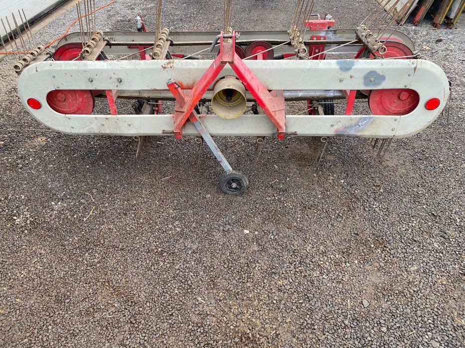 Grebla de adunat fan pe curele 2.70 m