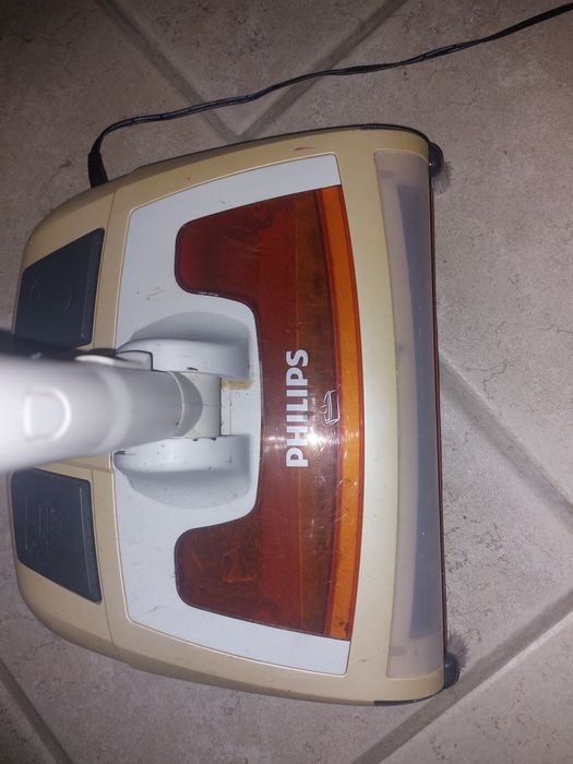 Мобилна метла Philips