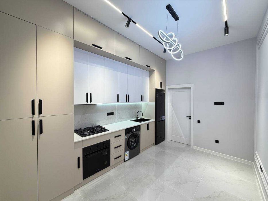 Рынок Кадышева — 2 комнаты в ЖК Aviasozlar Plaza, 63 м²`