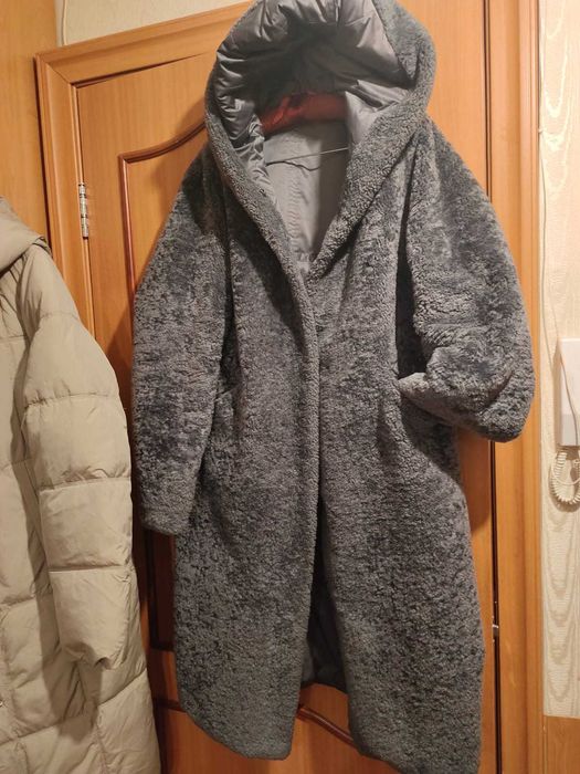 Продается пуховик на натуральной овчине