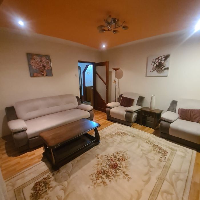 Apartament de inchiriat