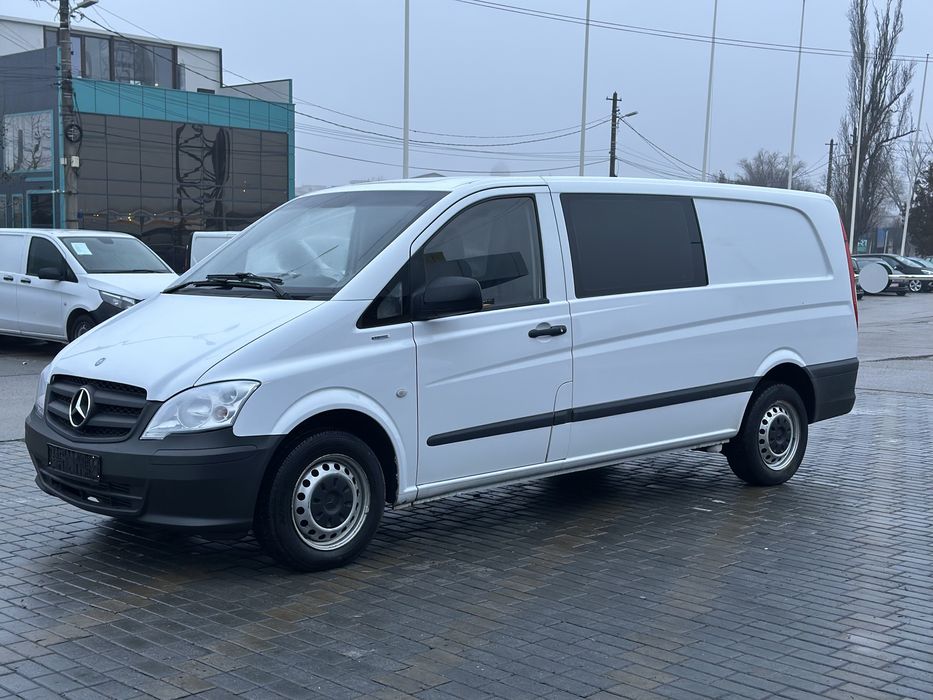 Vand Mercedes Vito 2.2-163 cp,euro 5,6 locuri,extralung,an 2013,ac,