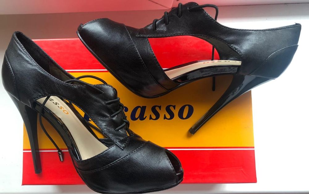 Новые Женские туфли