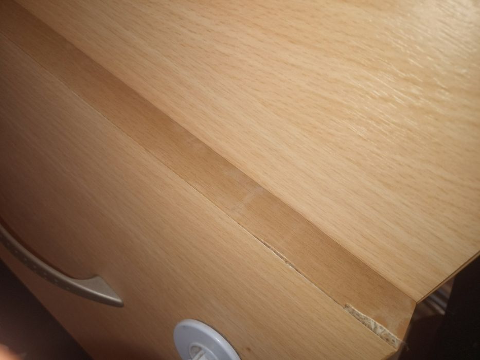 Скрин  четири чекмеджета