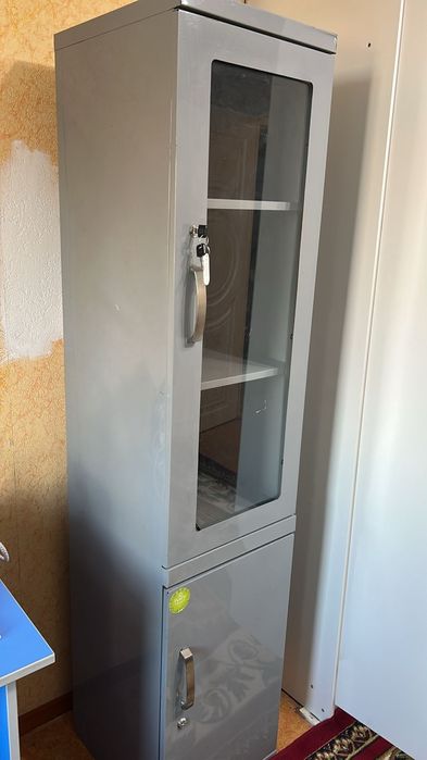 Срочно продам шкаф дёшево