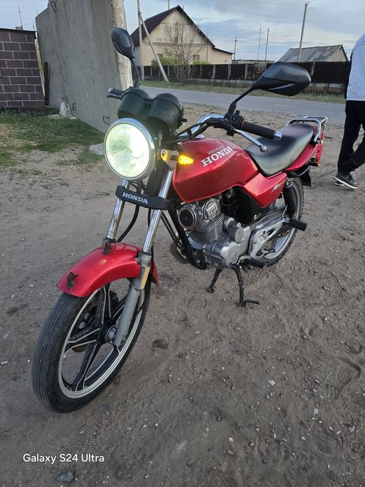 Продам хонда 125